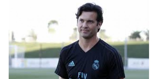 Solari wygrywa po objęciu urzędu